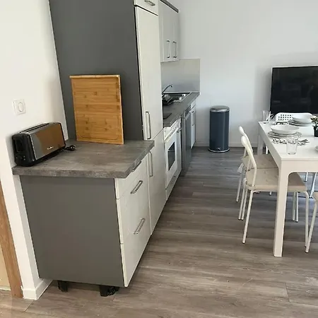 App 1 Centre , 6 Personnes