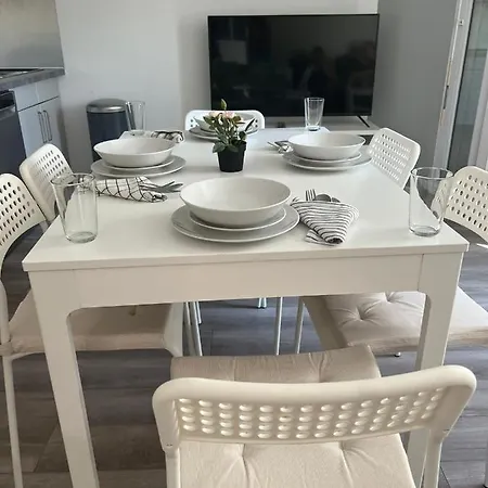 App 1 Centre , 6 Personnes *