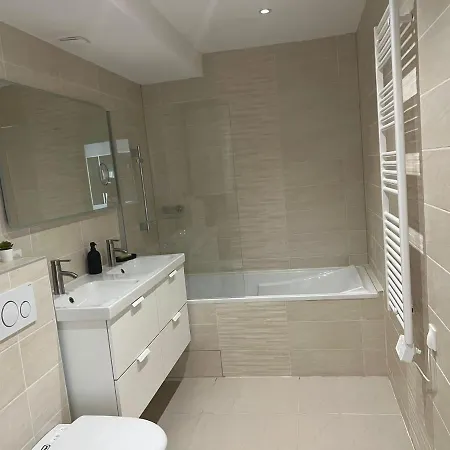 App 1 Centre , 6 Personnes Apartment Mülhausen