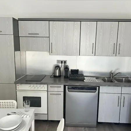 App 1 Centre , 6 Personnes Lägenhet