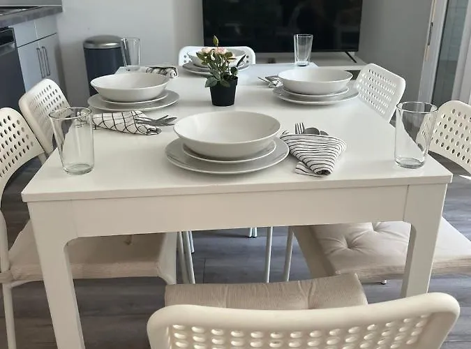 App 1 Centre , 6 Personnes *