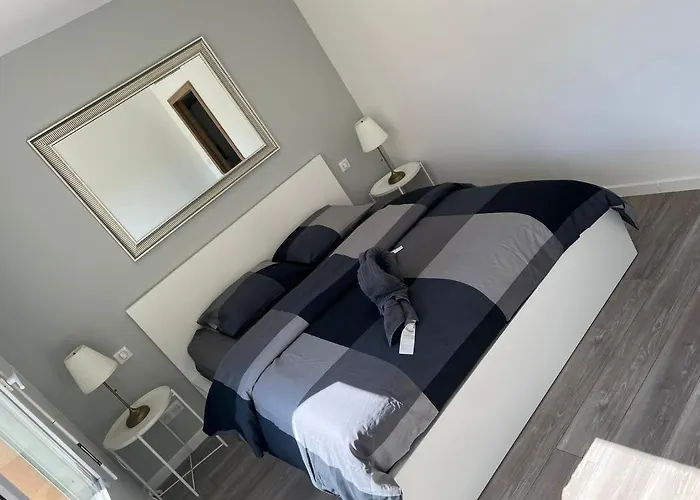 App 1 Centre , 6 Personnes